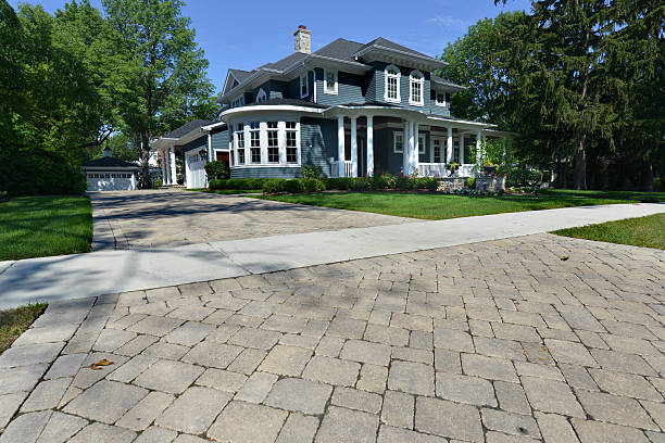Best Driveway Pavers Installation  in Manchester, MI
